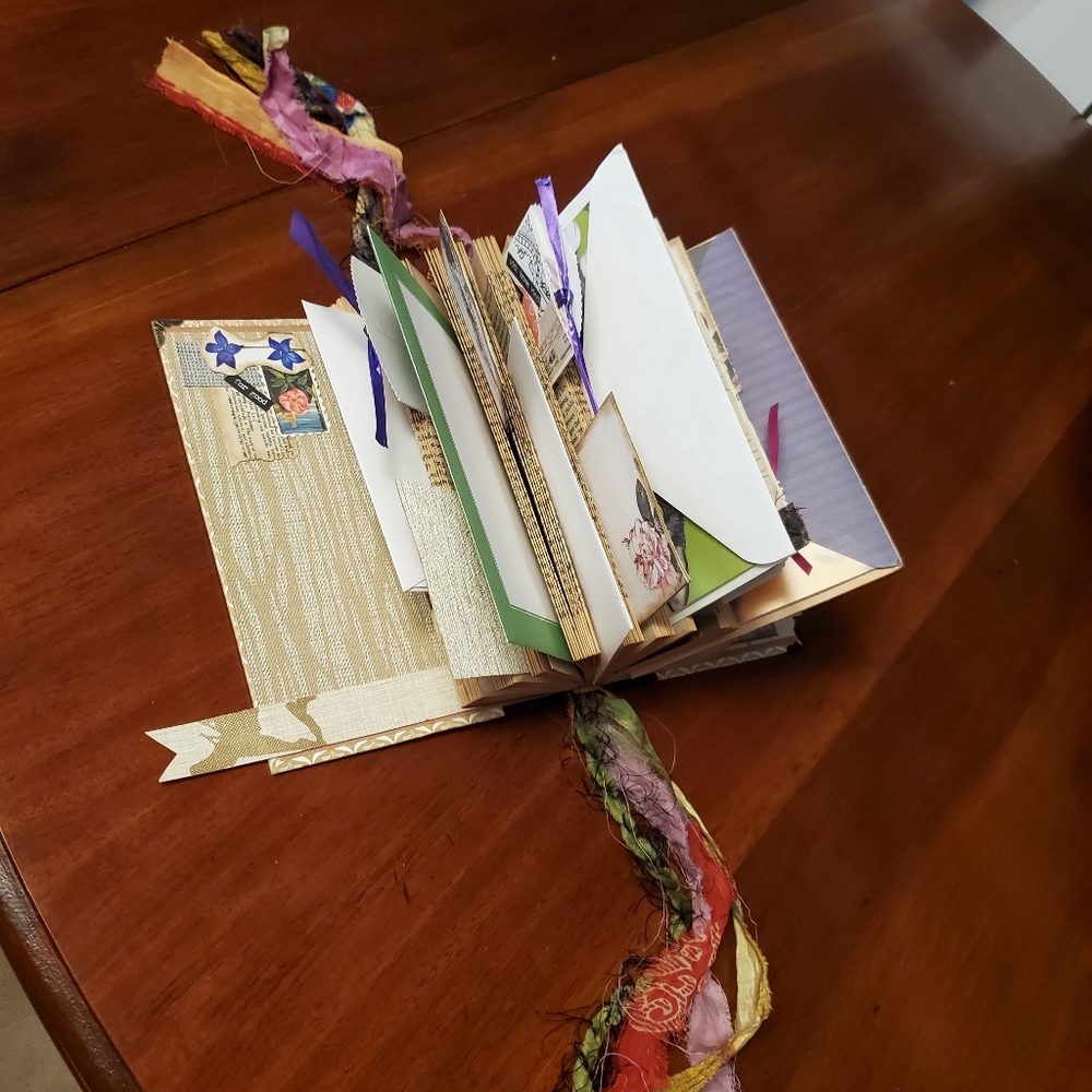 😀 HAND CRAFTED altered book junk journal, card holder vintage - Picture 3 of 17